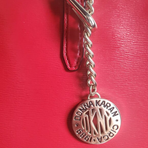 Red DKNY tote bag - Picture 4 of 7